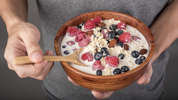 Man eating oatmeal